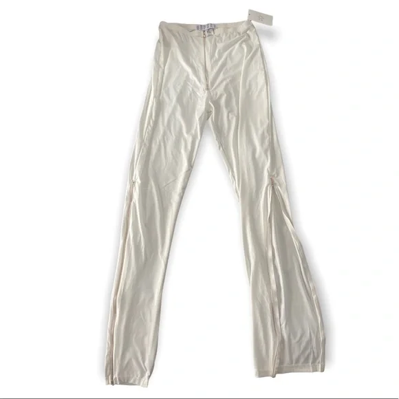 🤐 Zippered Women’s Leggings - Picture 2 of 10